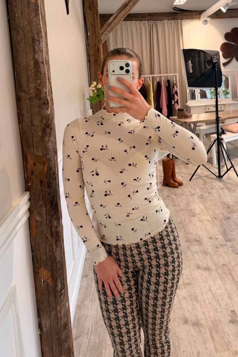 JDY - Bluse - Fransiska Life L/S HI-NCK - Whitecap Gray/Winetasting Flower