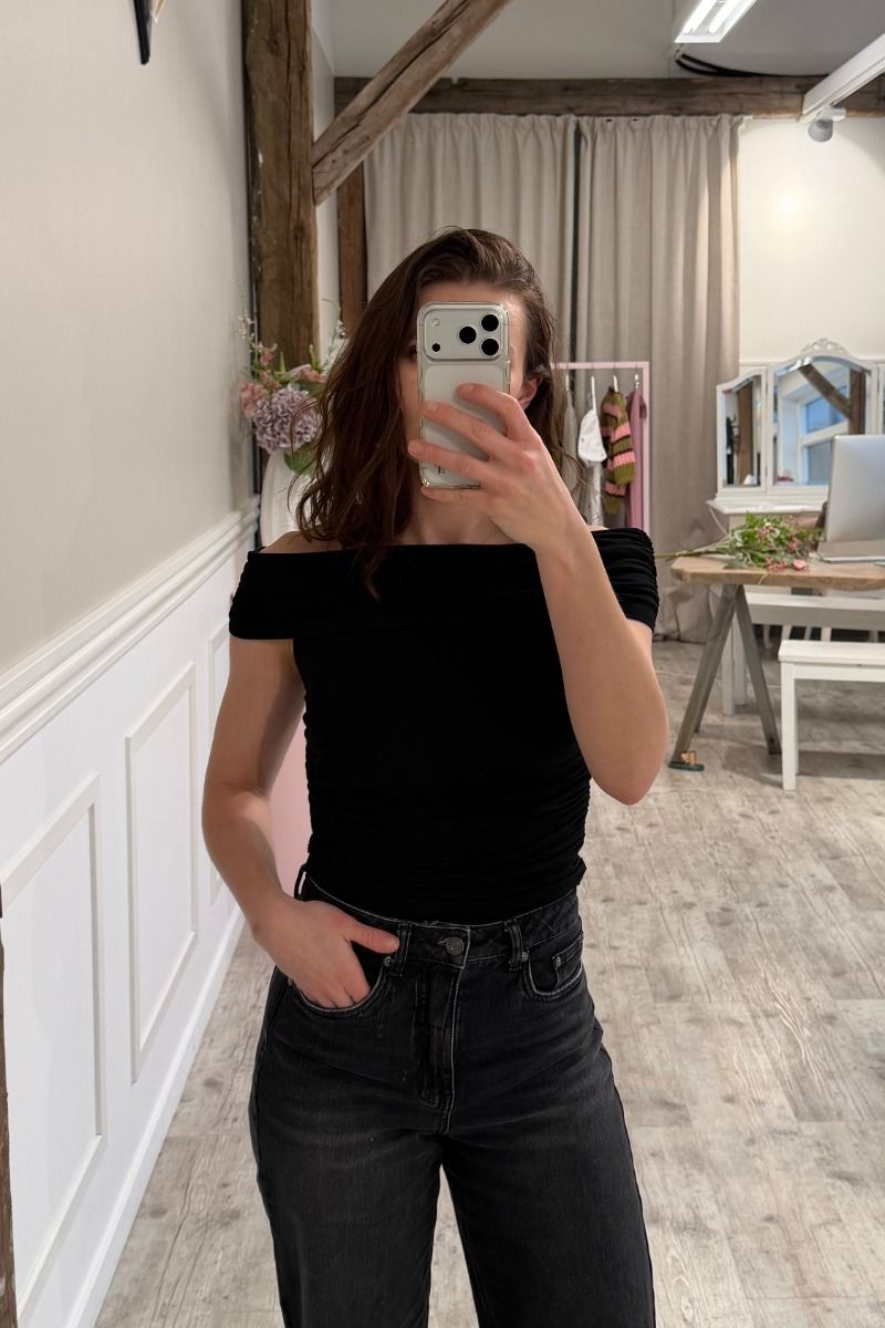 Neo Noir - Top - Fiola Jersey Top - Black