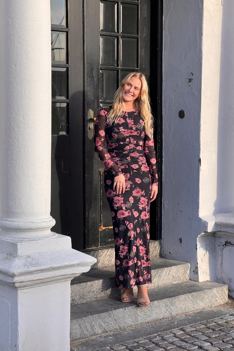 A-View - Kjole - Selmina Dress - Black/Rosa