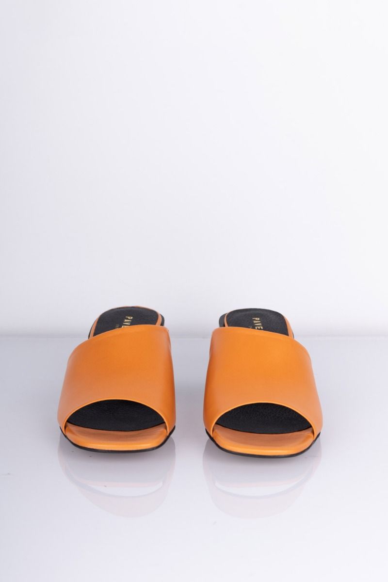 Pavement - Stiletter - Ariki - Orange Leather 