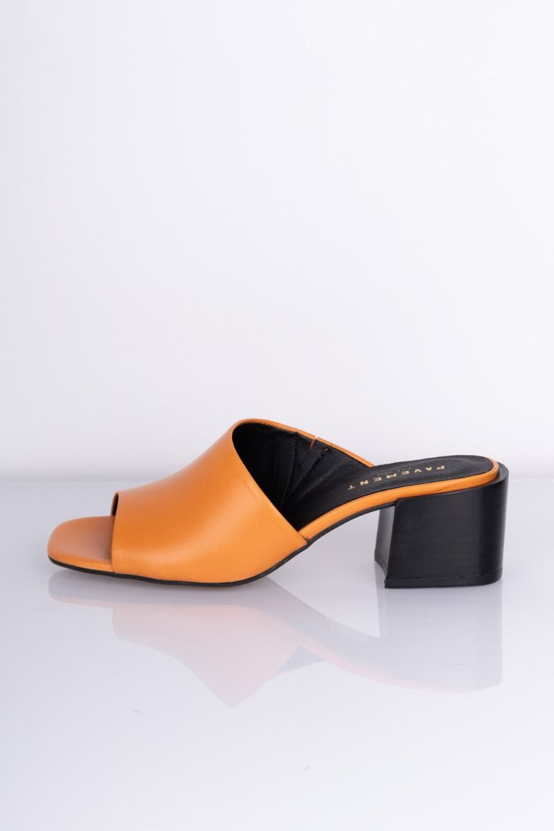 Pavement - Stiletter - Ariki - Orange Leather 