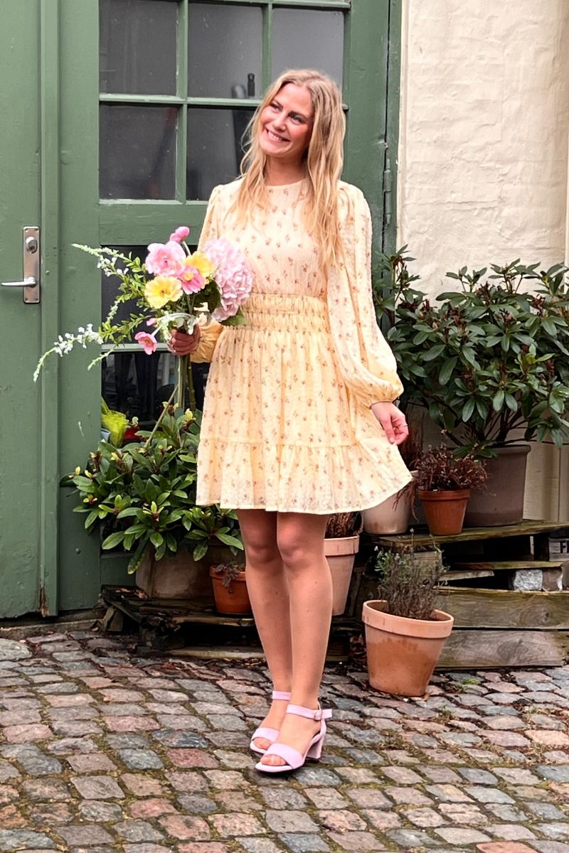 A-View - Kjole - Elinor Dress - Pale Yellow