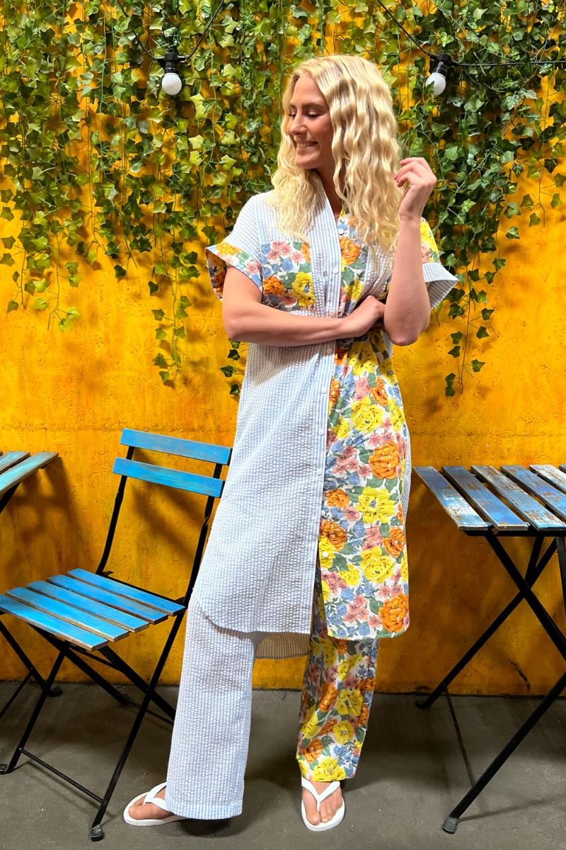 Hunkøn - Bukser - Vanessa Trousers - Blue and floral