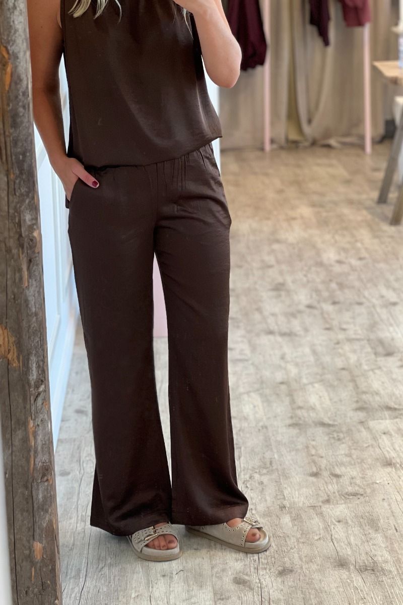 Continue - Bukser - Roberta Satin - Brown