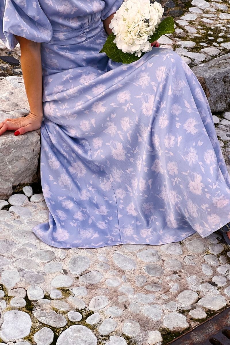 Neo Noir - Kjole - Kikka Faded Flower Dress - Light Blue