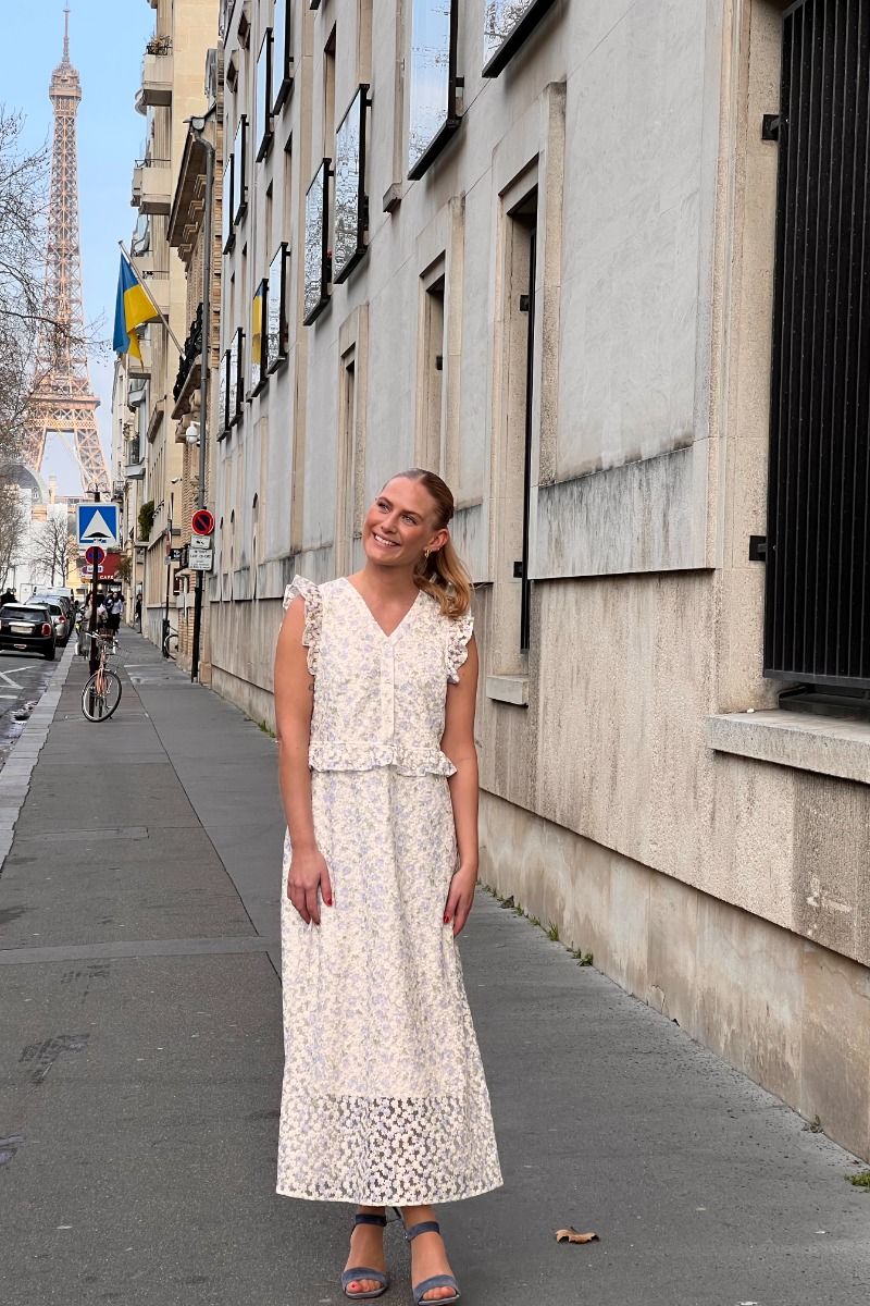 Loved by Lykke - Kjole - Christina Dress - Blue Flowers