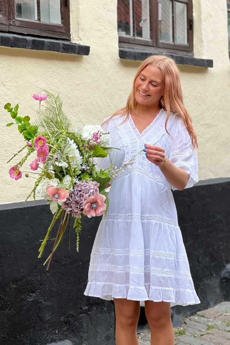 Neo Noir - Kjole - Milene S Voile Dress - White