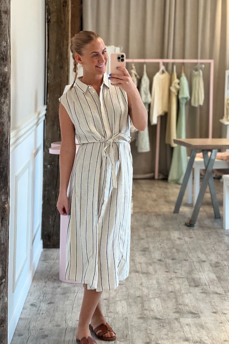 Ichi - Kjole - IH Linno DR2 - Natural Ecru Stripe