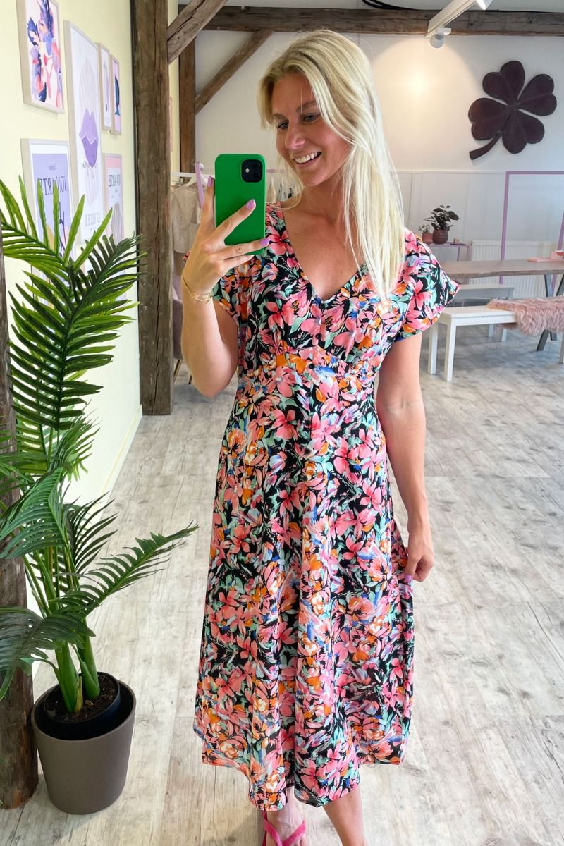 JDY - Kjole - JDY River SS V-neck Midi Dress - Black/Happy Flower