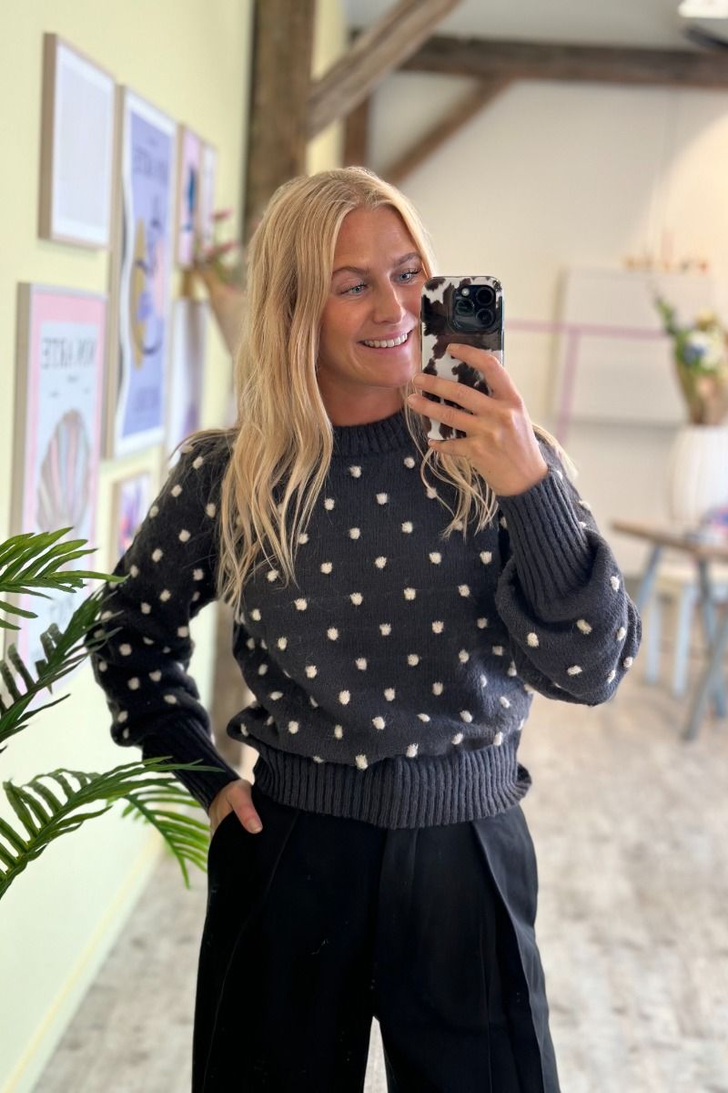 JDY - Strik - JDY Sigrid Life L/S ON Puff Pull KNT NOOS - Dark Grey Melange/Dots