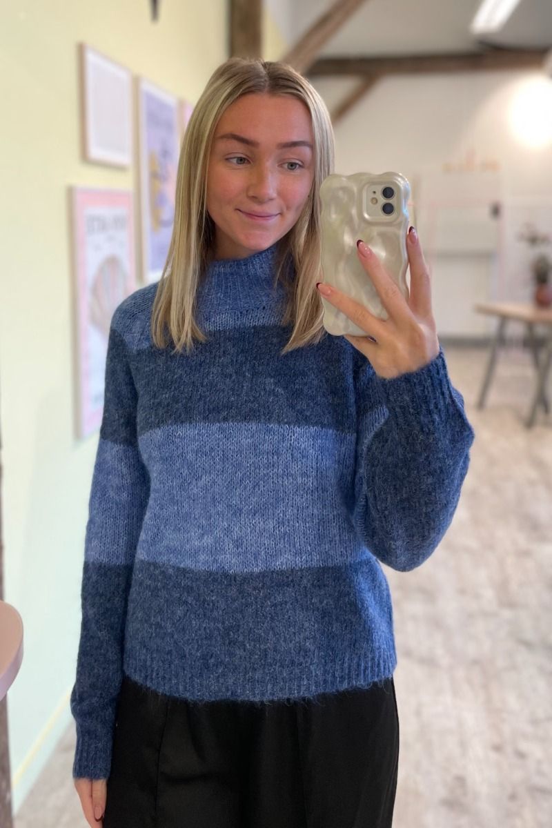 JDY - Strik - JDY Zoey Life L/S Hn Raglan Pul Knt - Sodalite Blue/Light Blue