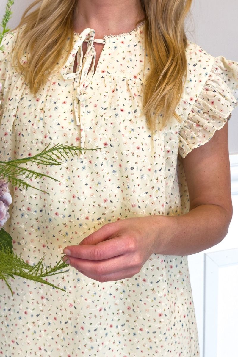 Loved by Lykke - Kjole - Daisy Dress - Yellow 