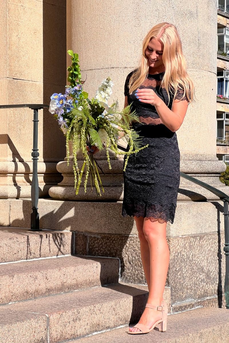 Loved by Lykke - Kjole - Isabella SS Dress Short Lace - Black 