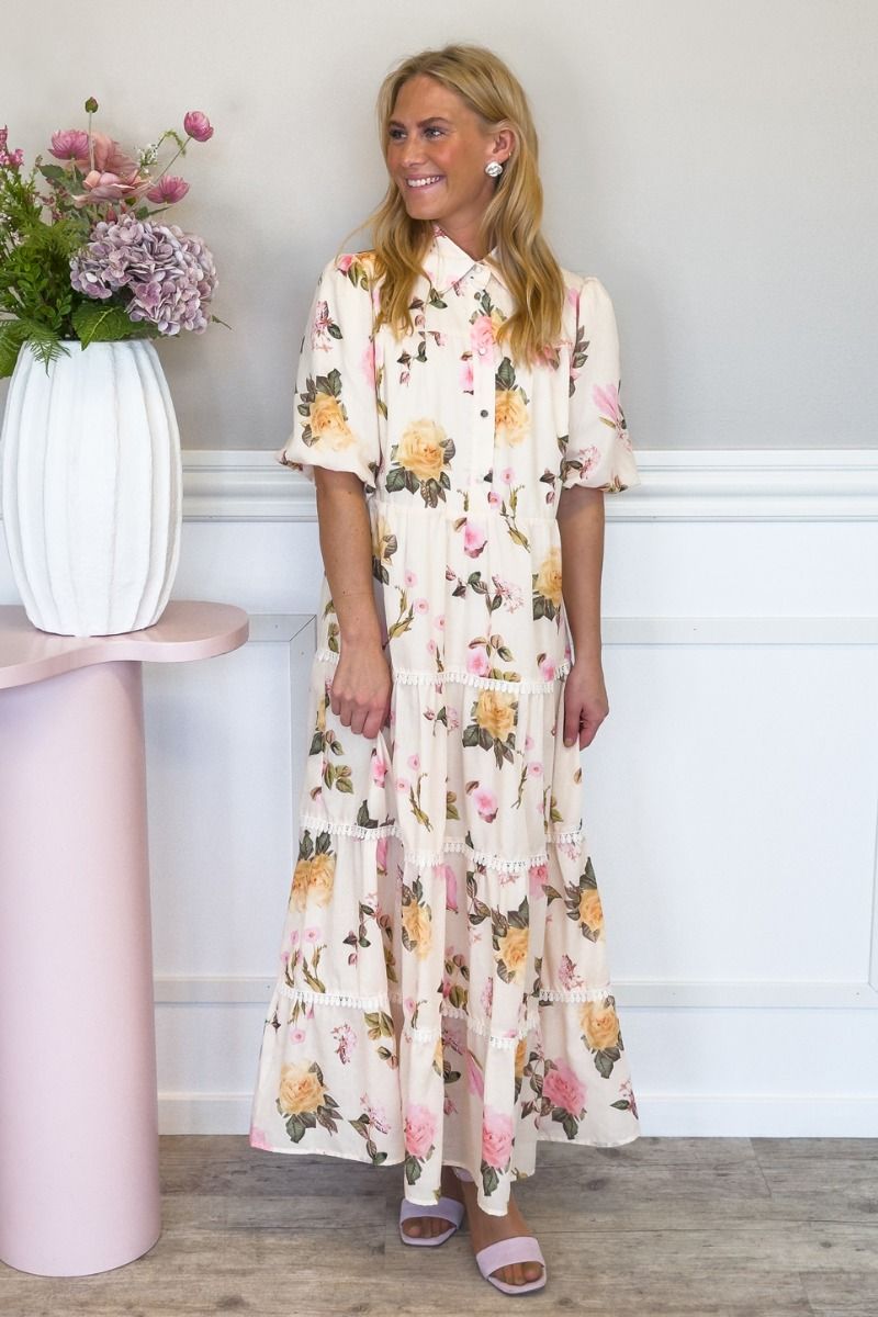 Loved by Lykke - Kjole - Rose Dress - Yellow Flower
