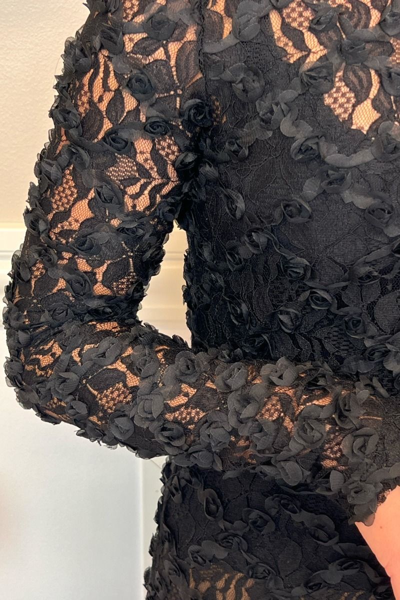 Loved by Lykke - Kjole - LY Flowerly Dress - Black