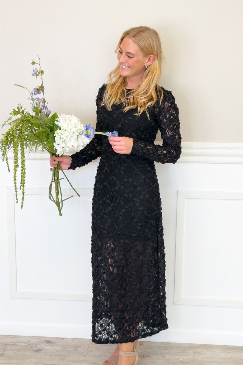 Loved by Lykke - Kjole - LY Flowerly Dress - Black