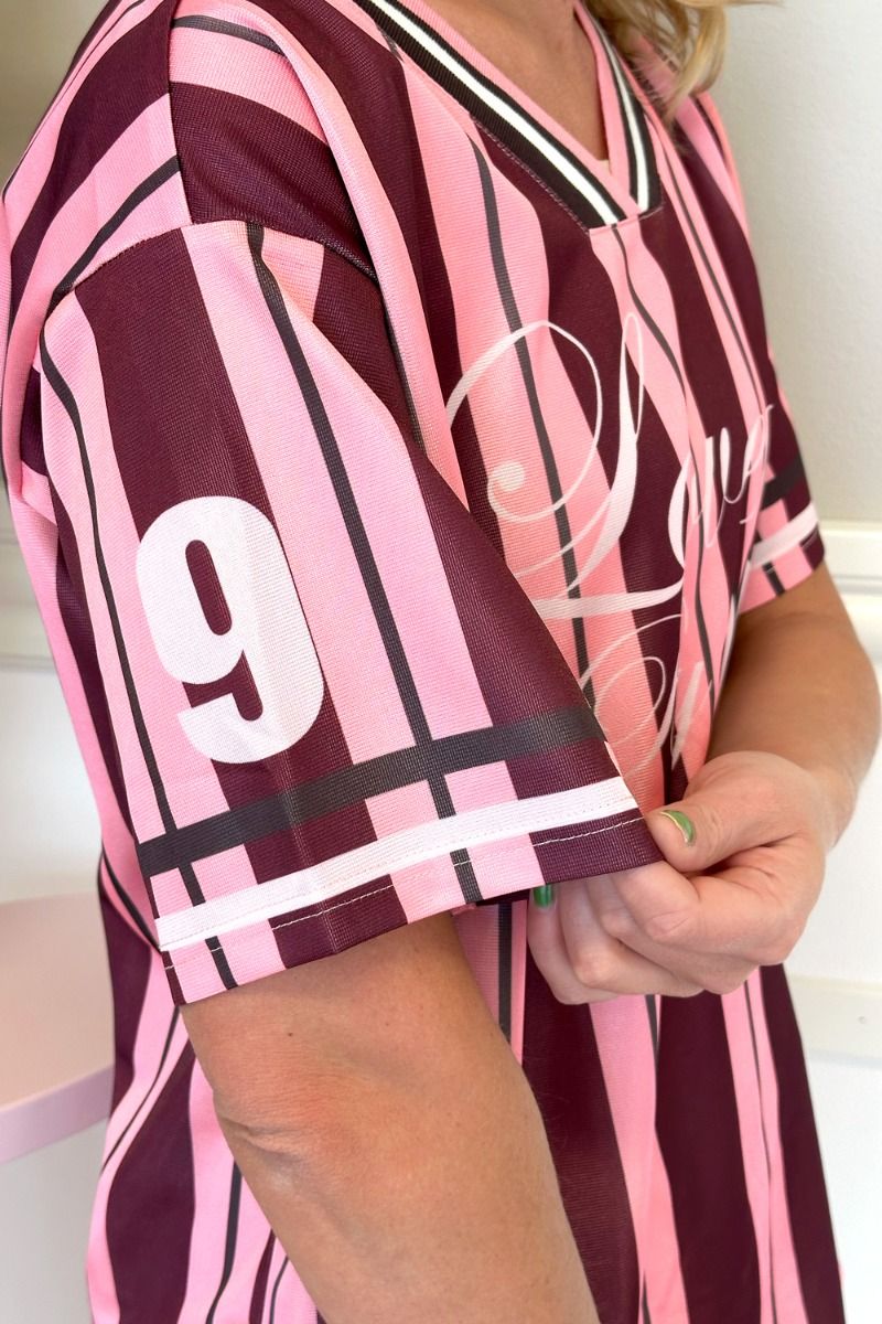 Loved by Lykke - T-Shirt - LY Football Tee - Rose