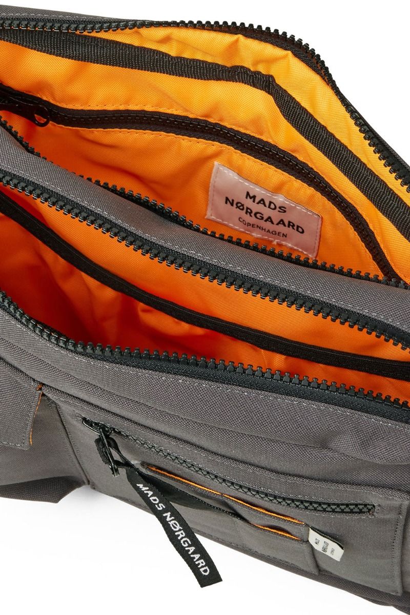 Mads Nørgaard - Taske - Bel One Cappa Bag FAV - Asphalt