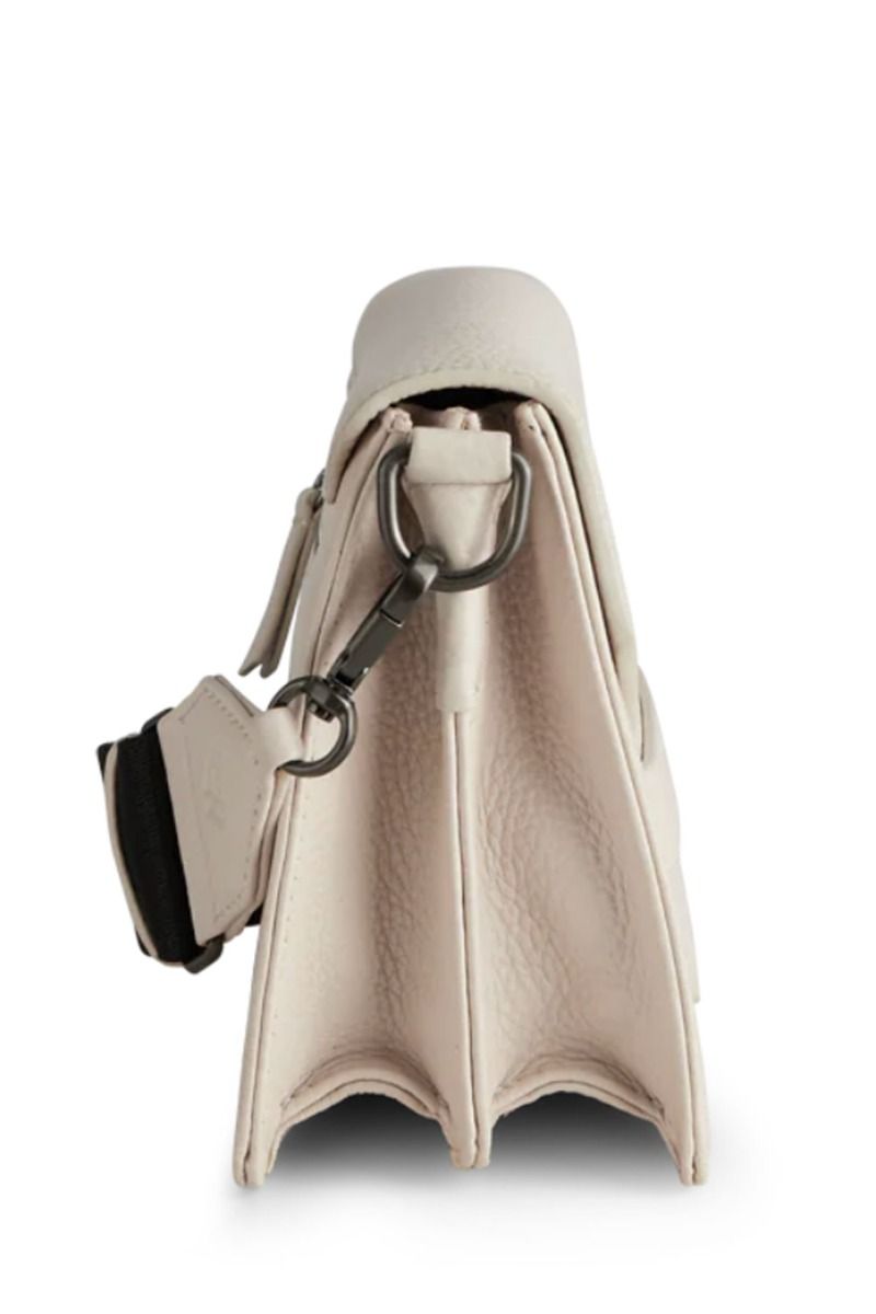 Markberg - Taske - Arabella Crossbody Bag Grain - White Sand w/Black