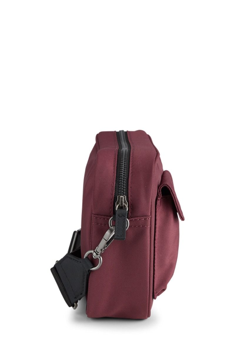 Markberg - Taske - DarlaMBG Cross. Bag, Recycled - Burgundy w/Black