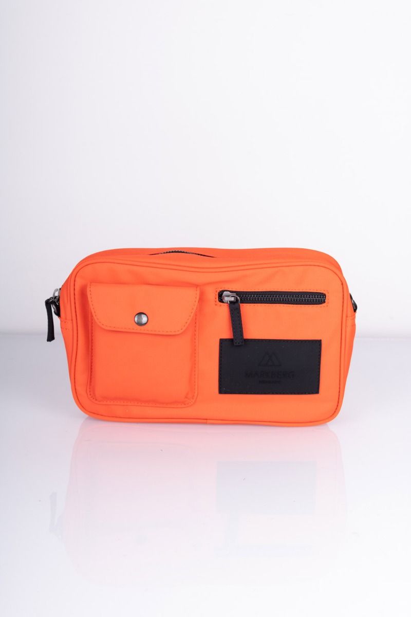 Markberg - Taske - Darla Crossbody Bag Recycled - Grenadine w/Black