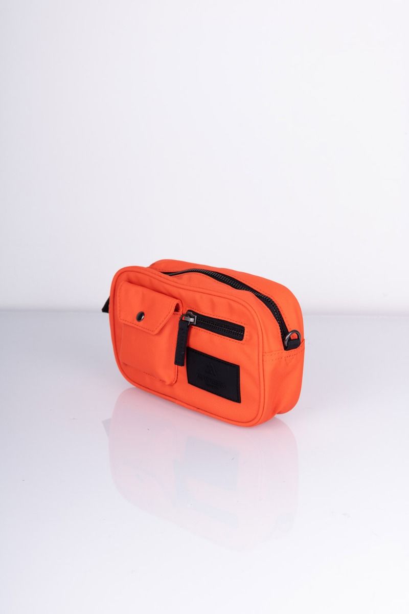 Markberg - Taske - Darla Small Crossbody - Grenadine w/Black