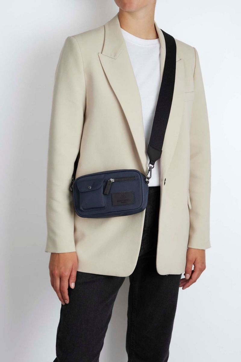 Markberg - Taske - Darla Small Crossbody - Navy w/Black