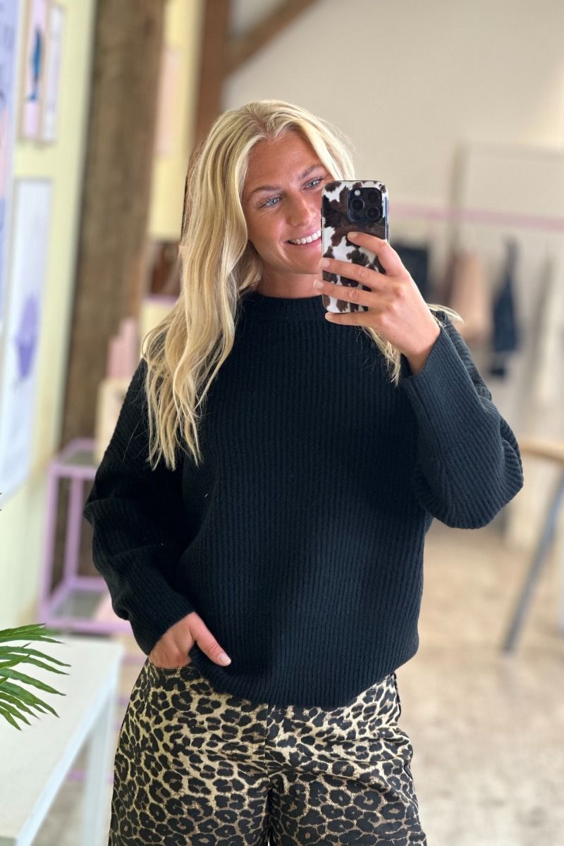 MbyM - Strik - Gillian - 880 Black