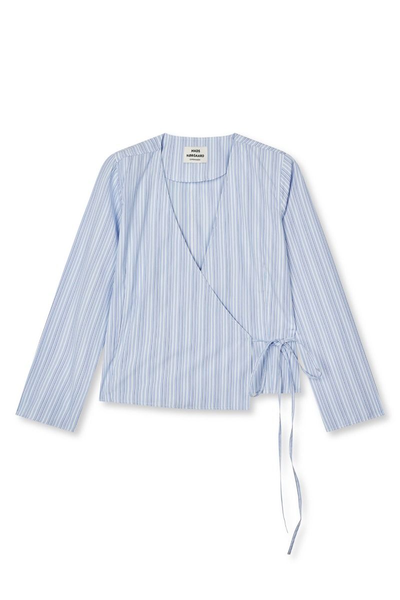Mads Nørgaard - Bluse - Mia Poplin Pam Wrap Top - Pinstripe/Provence
