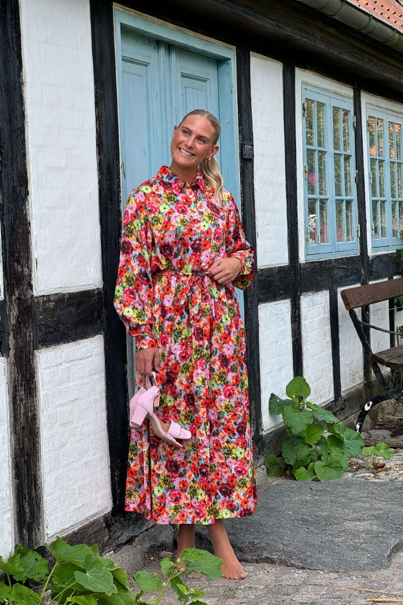 Nümph - Kjole - Mista Shirt Dress - Fiery Red