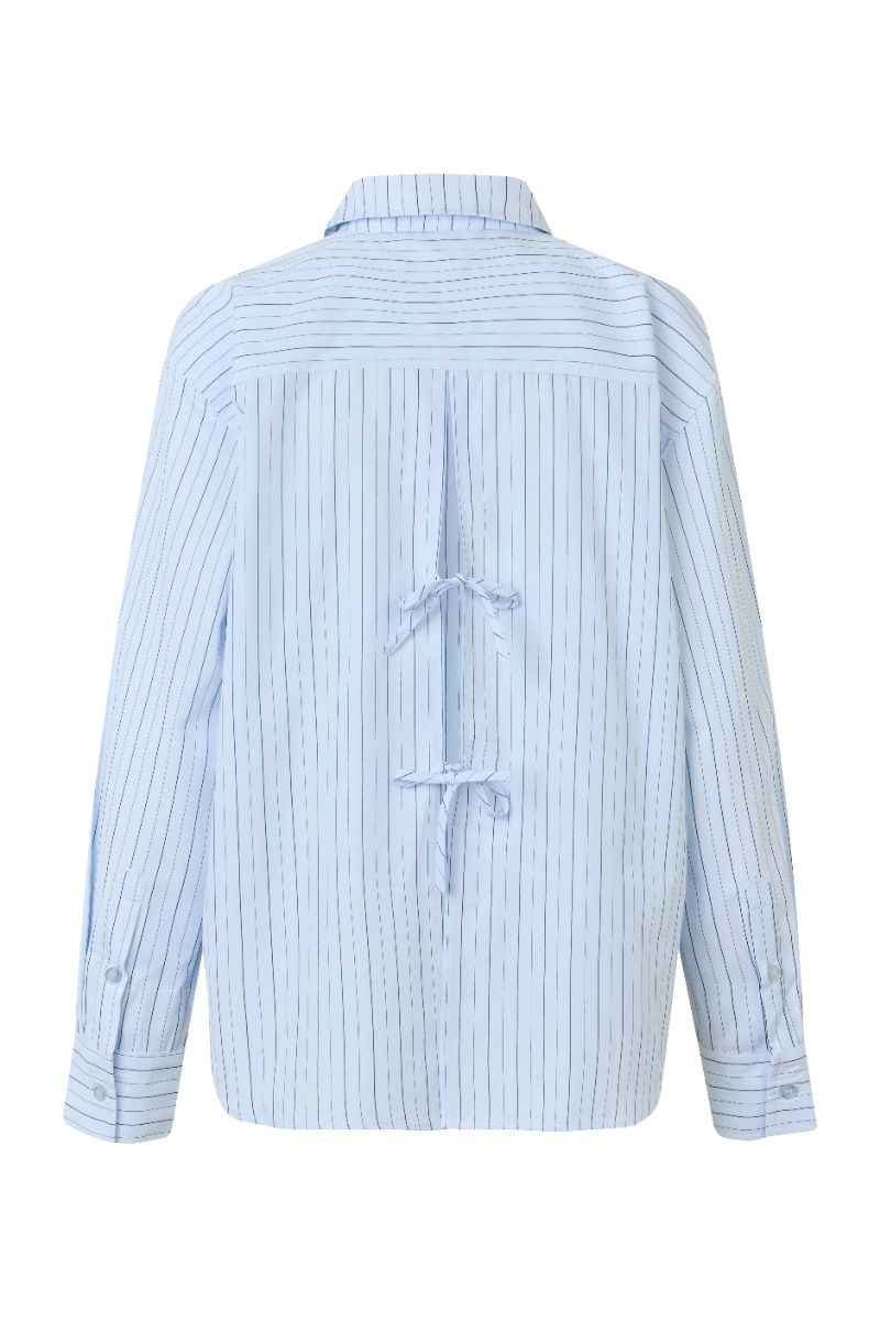 Modström - Skjorte - MilleMD Stripe Shirt - Light blue and Navy Stripe