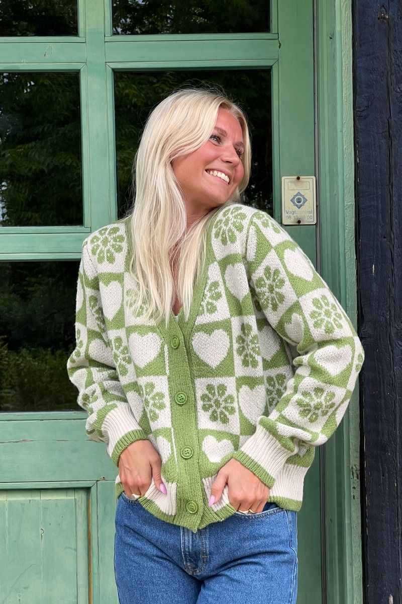 Moves - Strik - Jaqline - Boa