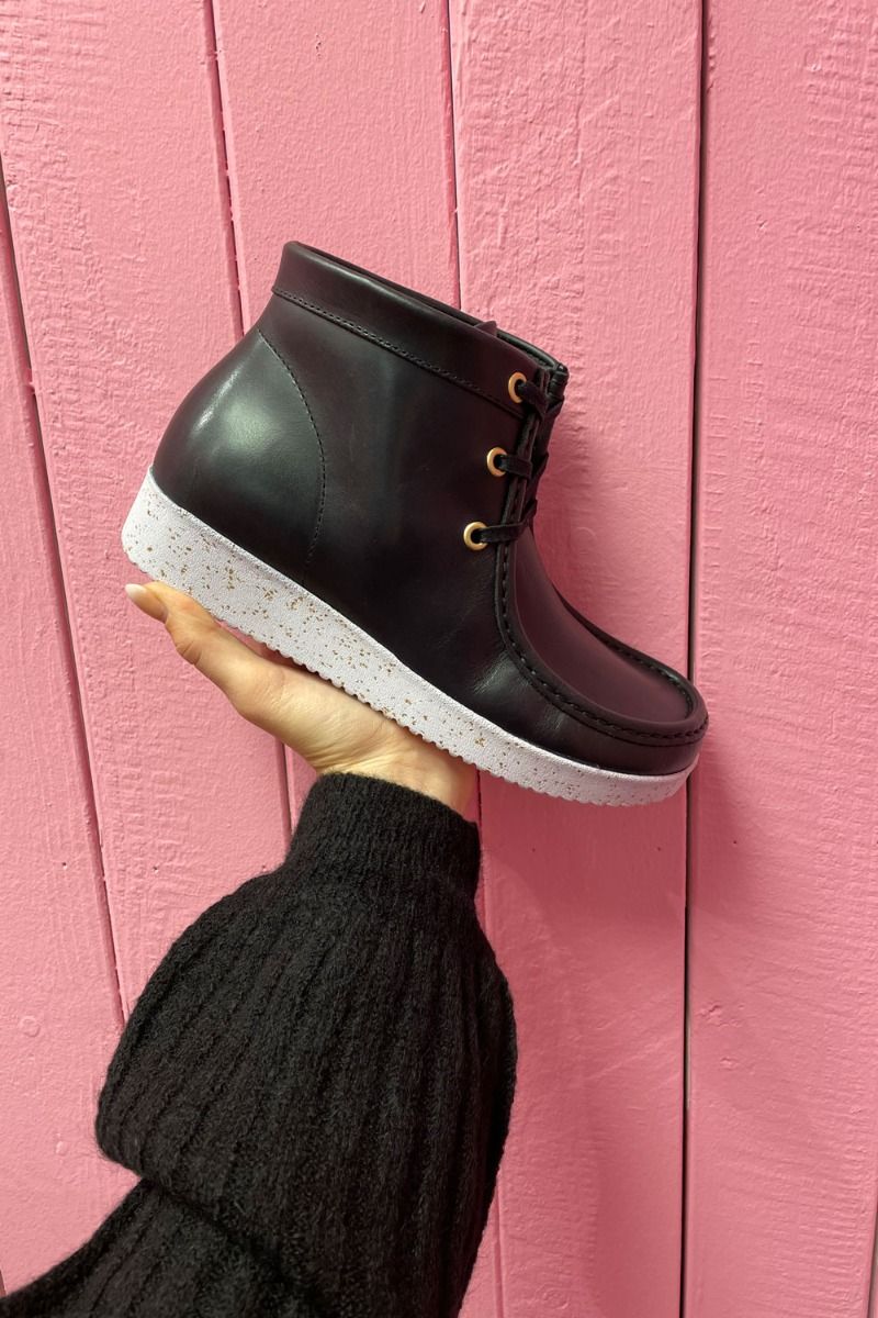 Nature - Sko - Emma Pull Up - Black 002