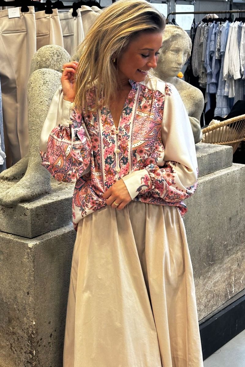 Neo Noir - Skjorte - Massima Paisley Border Blouse - Light Pink