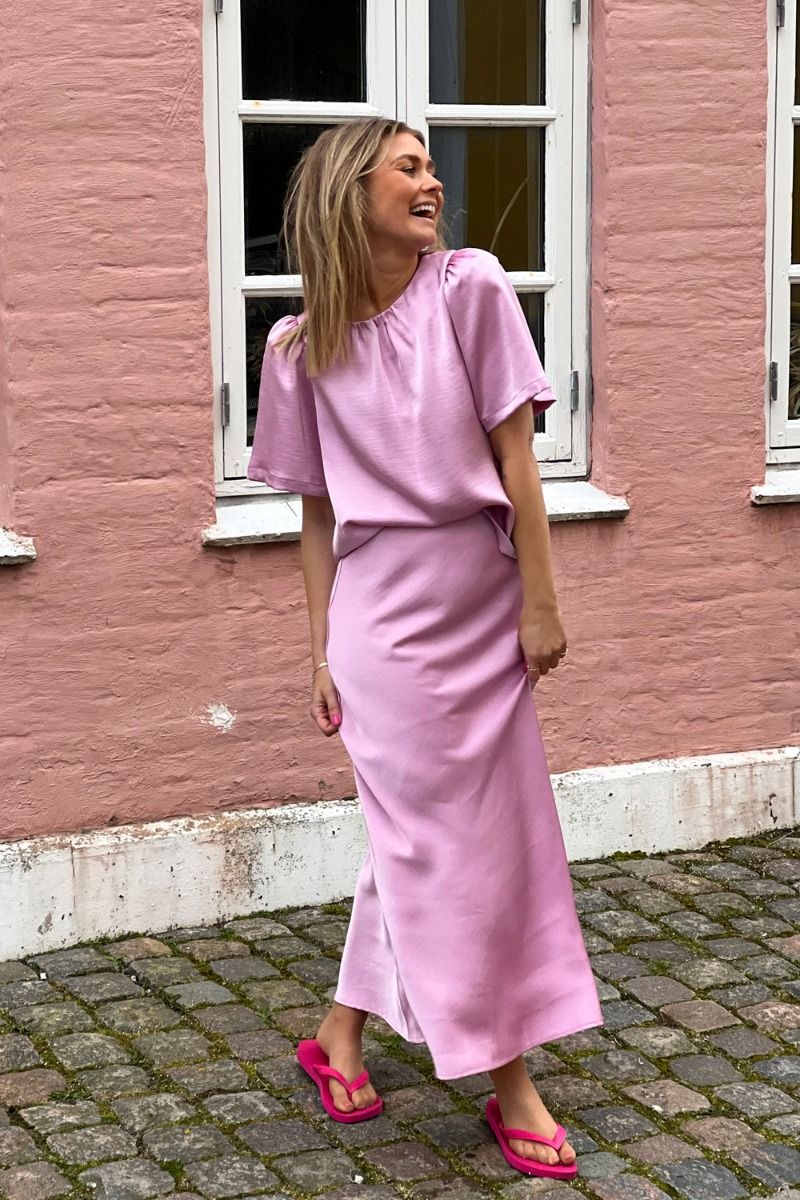 Neo Noir - Nederdel - Vicky Heavy Sateen Skirt - Rose