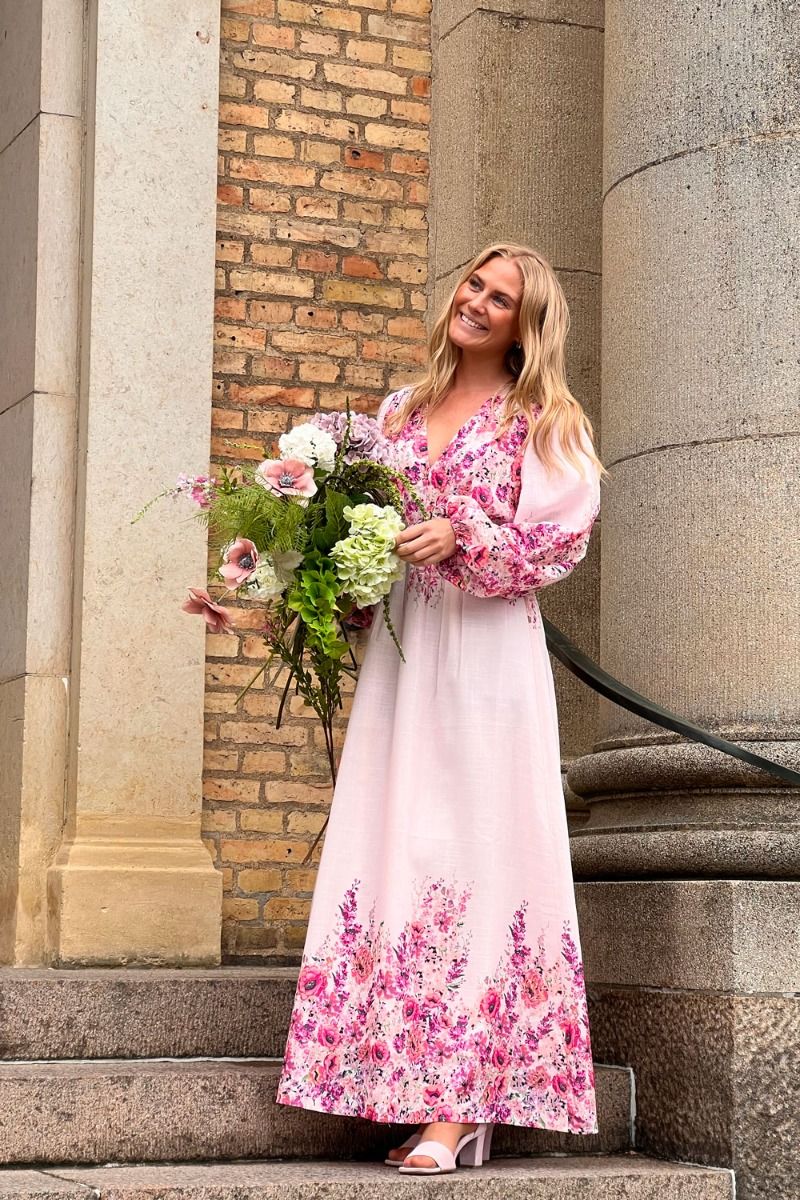 Neo Noir - Kjole - Silfi Flower Print Dress - Rose