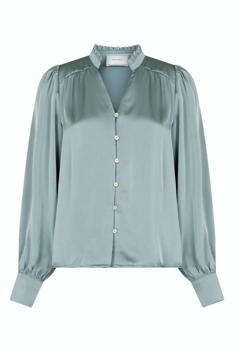 Neo Noir - Skjorte - Massima Drapy Satin Blouse - Smoke Green