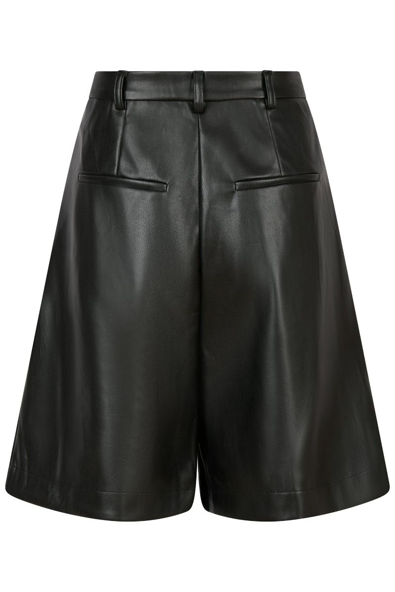 Neo Noir - Shorts - Nika Bermuda PU Shorts - Black