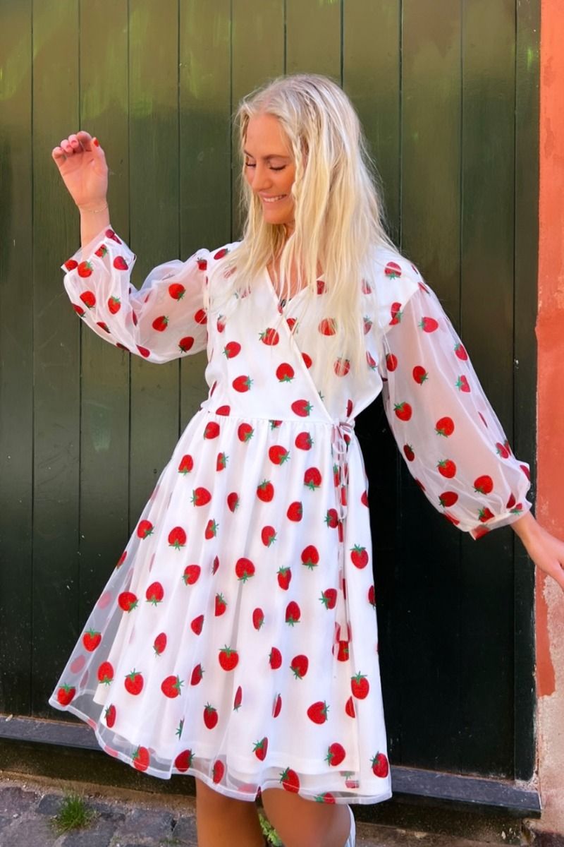 Noella - Kjole - Berry Wrap Dress - Red mix 