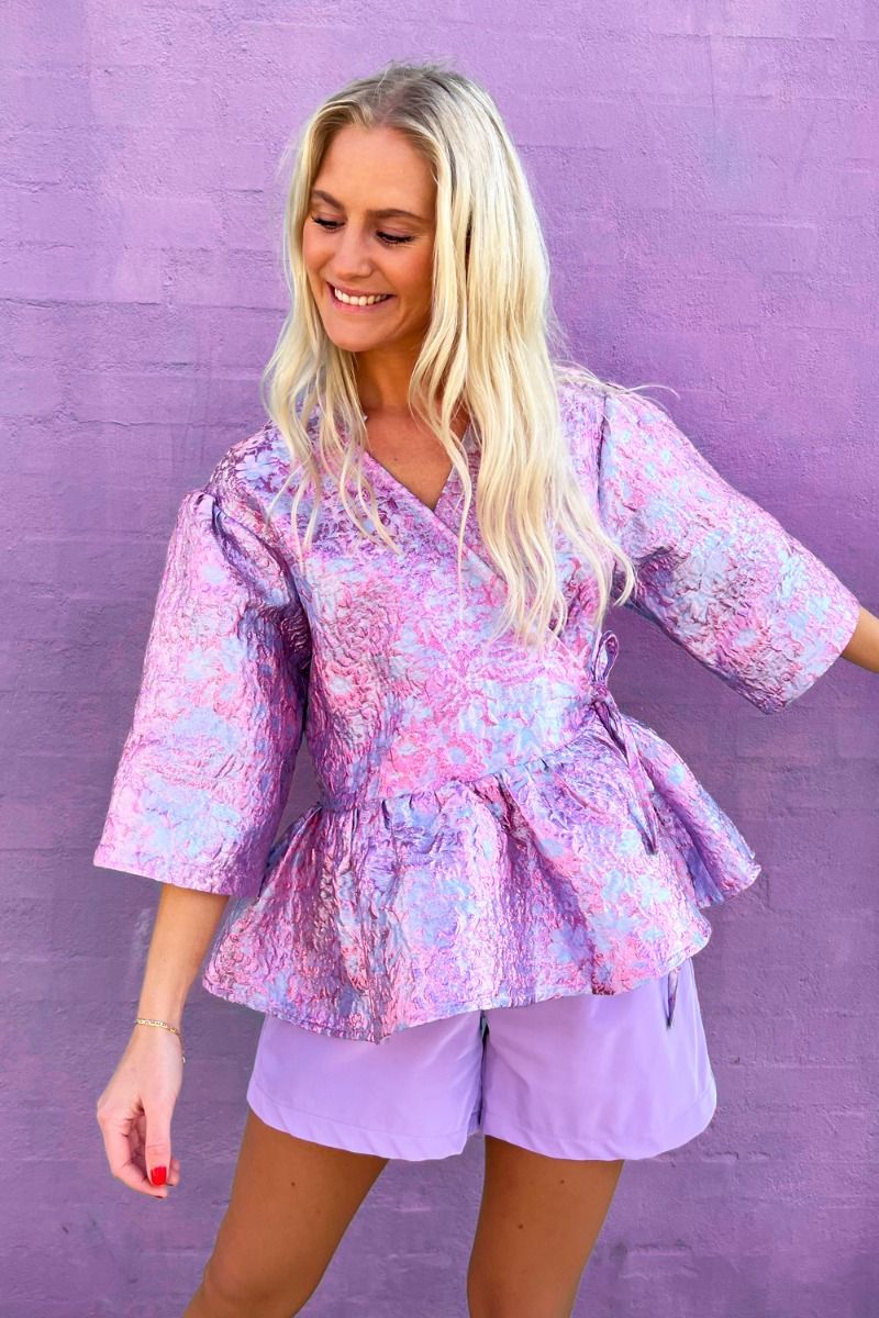 Noella - Bluse - Neva Jacquard Wrap Blouse - Lilac jacquard