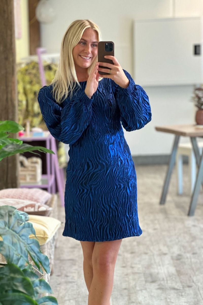 Noella - Kjole - Poppy Blade Dress LS - Electric Blue