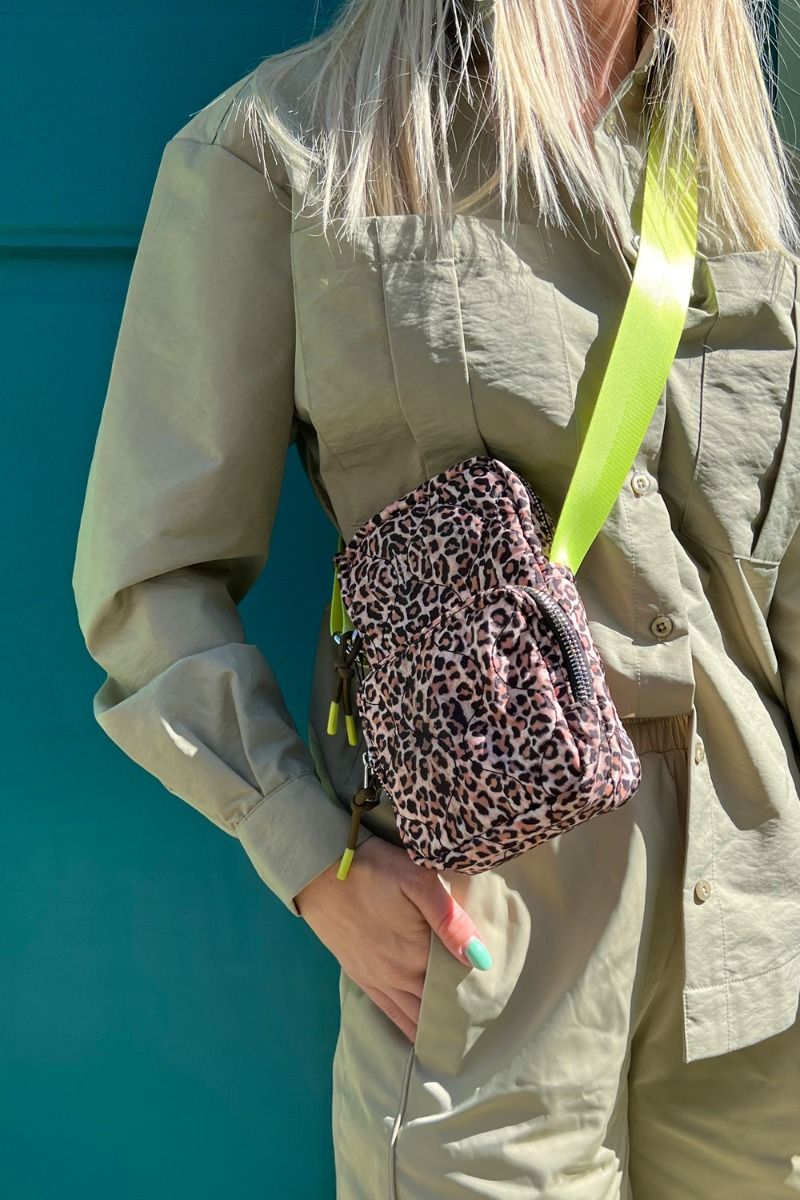 Noella -Taske - Tira Quilted Portrait Bag - Leopard