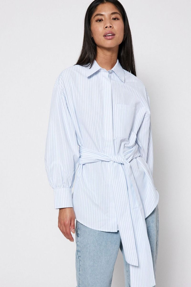 Norr - Skjorte - Mona Oversize Shirt - Off-White