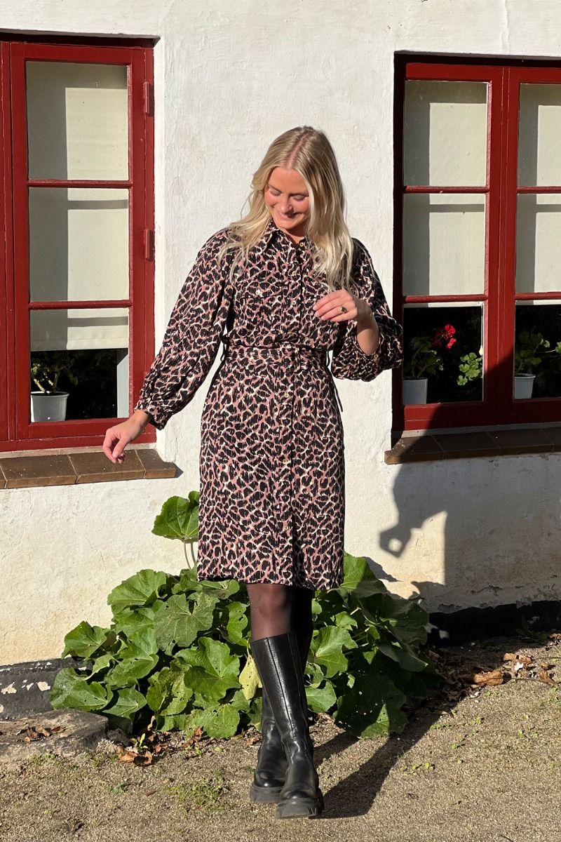 Nümph - Kjole - Nuyvonne Dress - Nutmeg