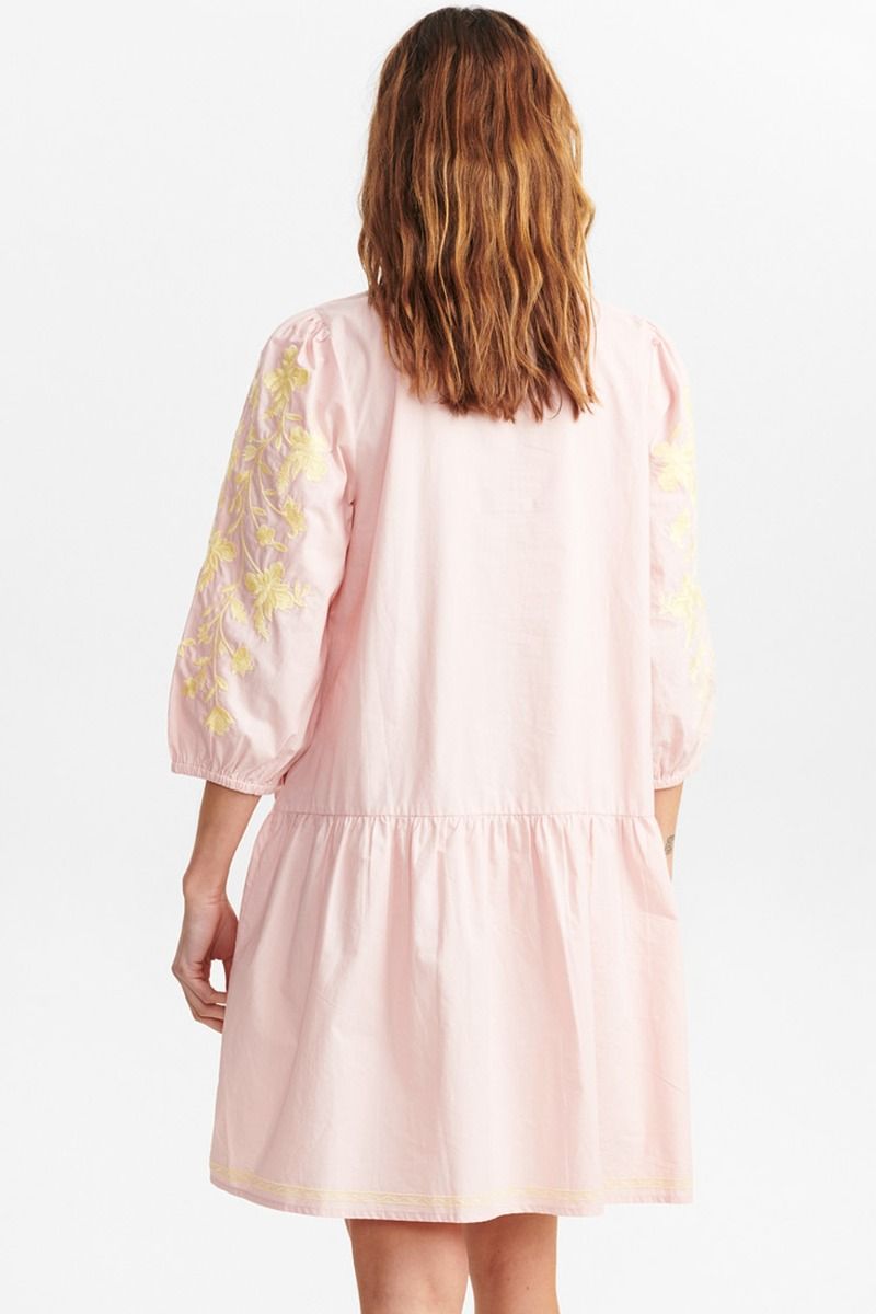 Nümph - Kjole - Nuaurica Dress - Evening Sand