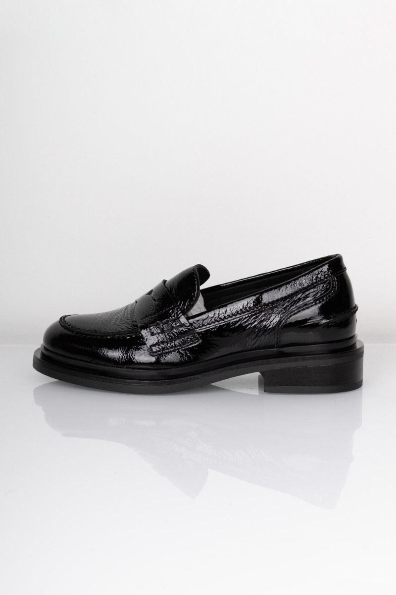 Phenumb - Loafer - Pure P - Black