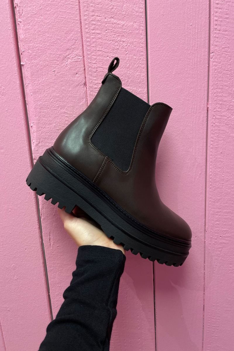 Phenumb - Støvler - Cash - Dark Brown