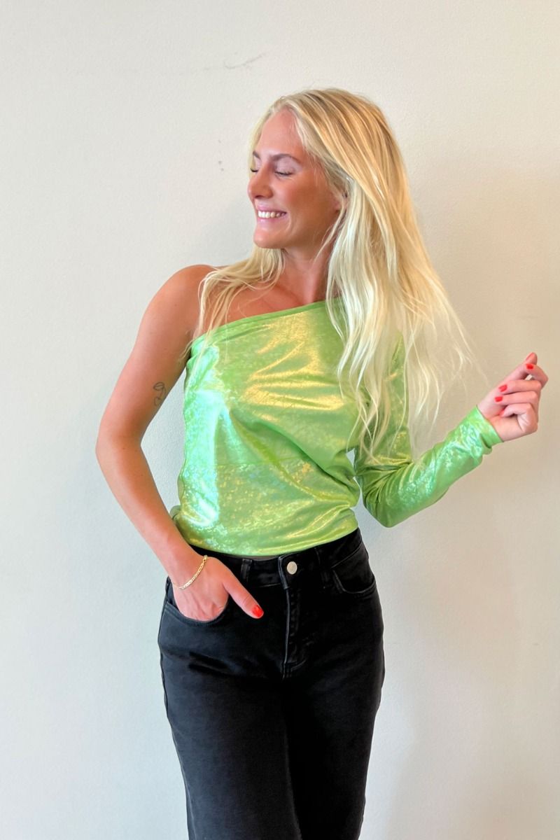 Pieces - Bluse - PC Shimmer LS One Shoulder - Jade Lime