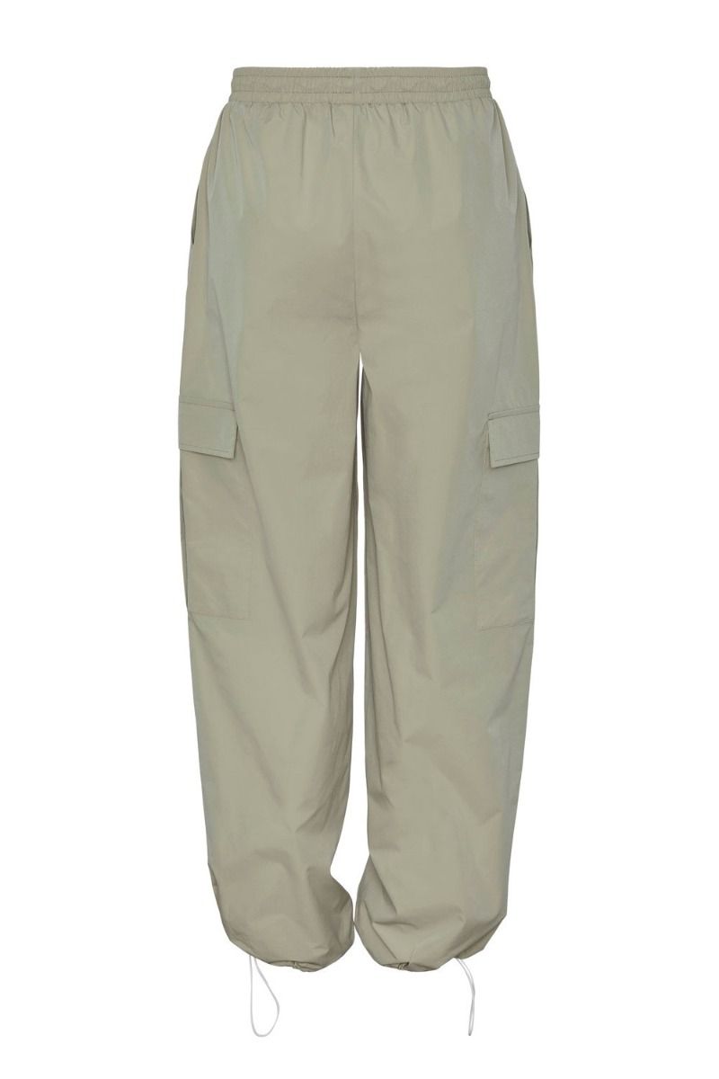 Pieces - Bukser - PC Dre HW Cargo Pants - Desert Sage
