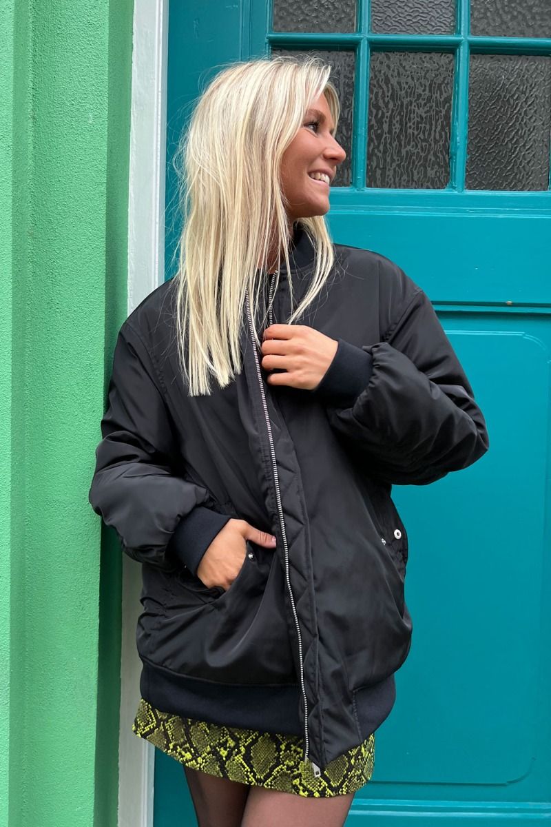 Pieces - Jakke - PC Danny LS Bomber Jacket - Black 